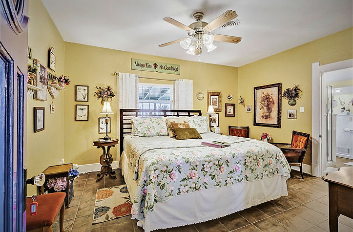 Garden Suite-King.jpg